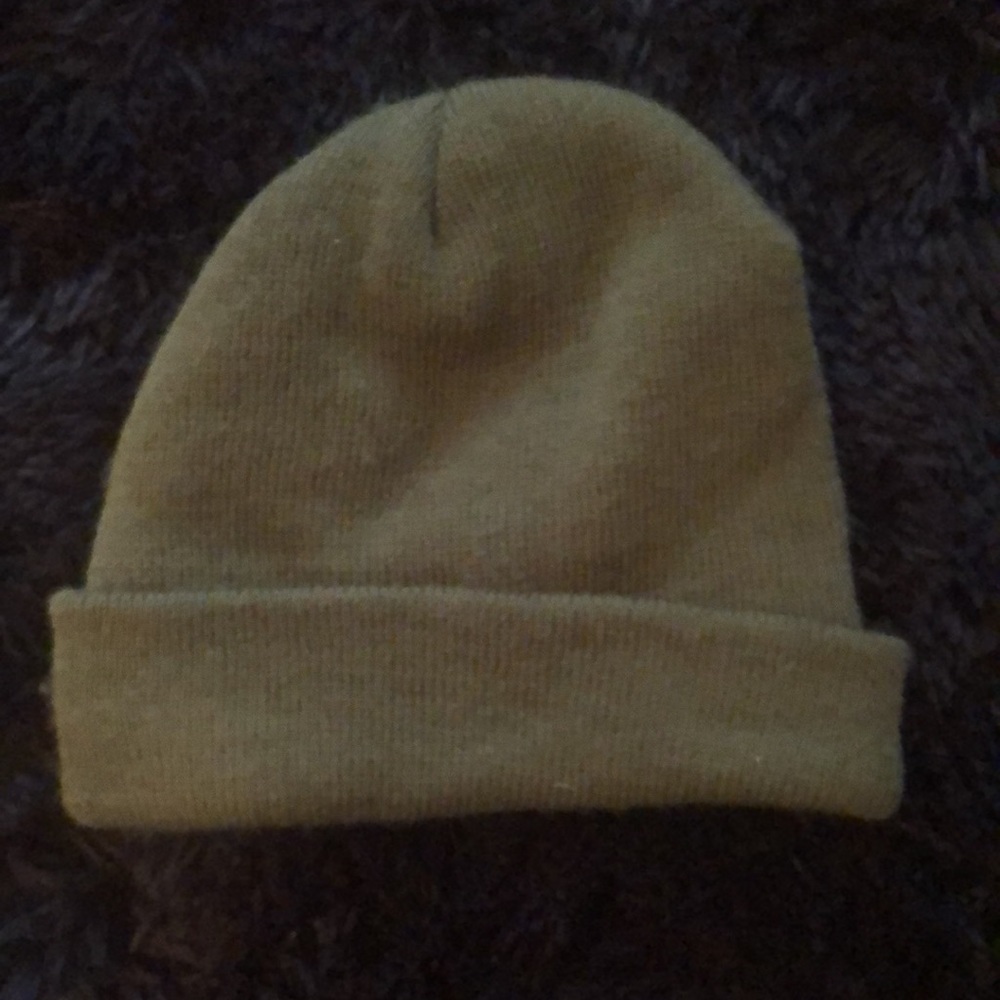 Beanie bundle!!! - Picture 3 of 4